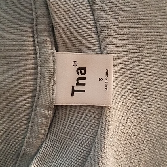 Aritzia Tops - NWT Aritzia TNA Oversized Alpha LS Tee sz S/P